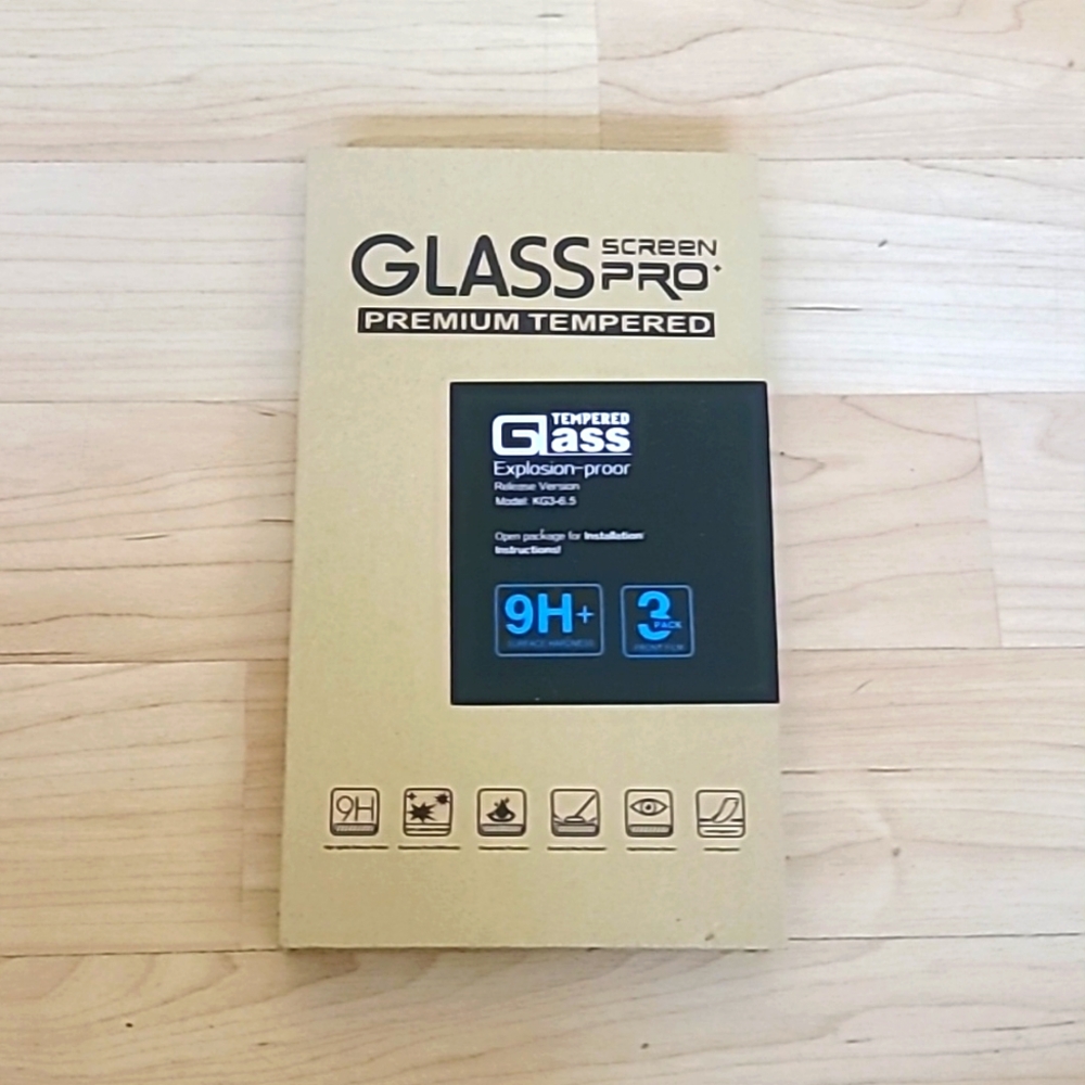New! 3 PACK GLASS SCREEN PRO PREMIUM TEMPERED MODEL: KG3-6.1